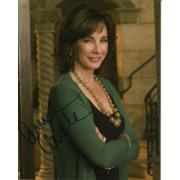 ANNE ARCHER SIGNED 10X8 PHOTO 