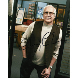 CHEVY CHASE SIGNED COMMUNITY 8X10 PHOTO (1)