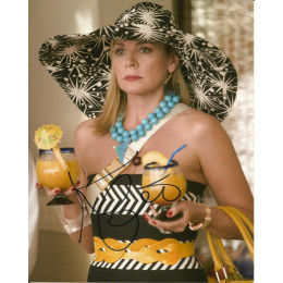 KIM CATTRALL SIGNED SEXY 10X8 PHOTO (9)