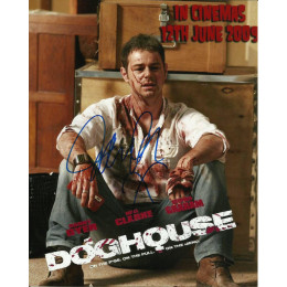 DANNY DYER SIGNED DOGHOUSE 8X10 PHOTO