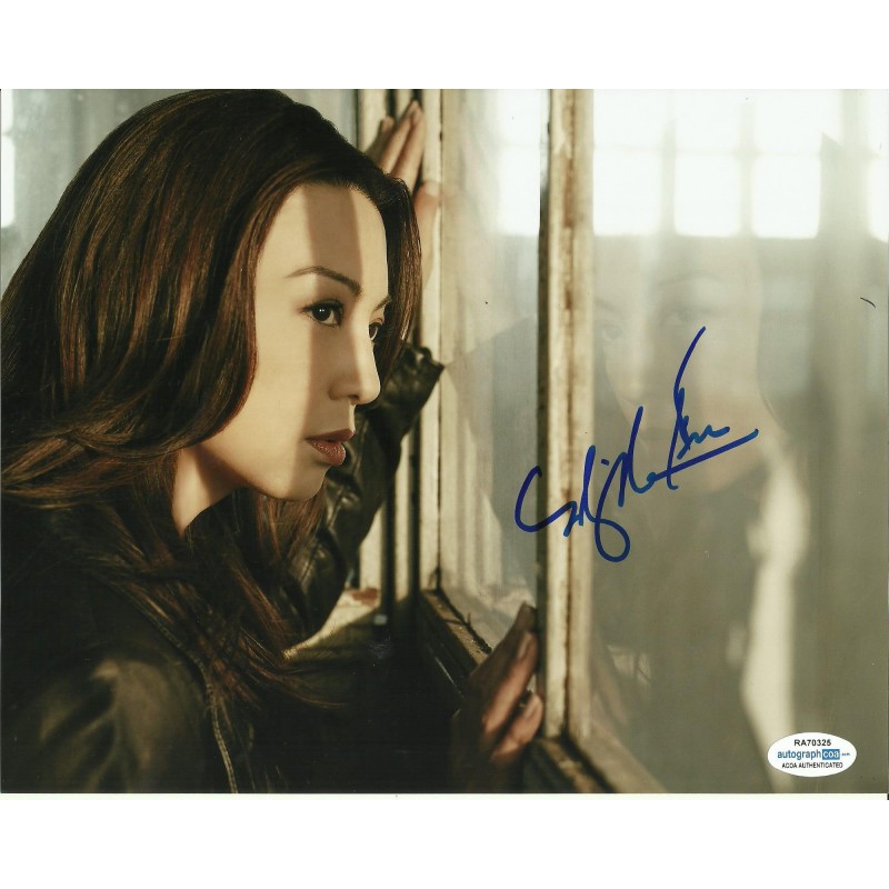 MING-NA WEN SIGNED SEXY 10X8 PHOTO (1) ALSO ACOA CERTIFIED