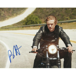 BOYD HOLBROOK SIGNED COOL 8X10 PHOTO (1)
