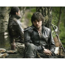 TOM BURKE SIGNED THE MUSKETEERS 10X8 PHOTO (2)