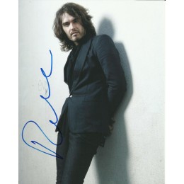 RUSSELL BRAND SIGNED COOL 8X10 PHOTO (2)