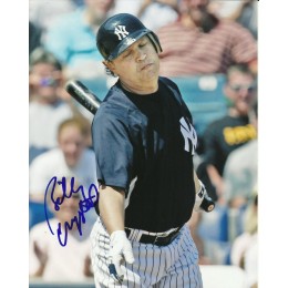 BILLY CRYSTAL SIGNED 8X10 PHOTO