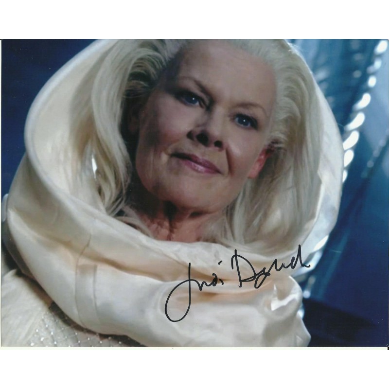 JUDI DENCH SIGNED THE CHRONICLES OF RIDDICK 10X8 PHOTO 