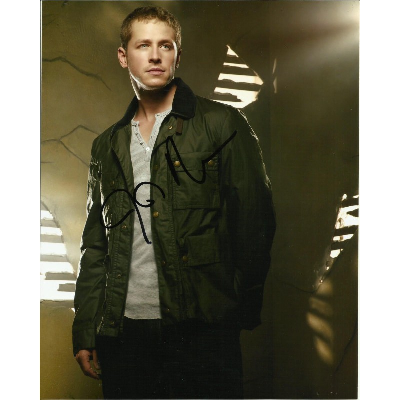 JOSH DALLAS SIGNED ONCE UPON A TIME 8X10 PHOTO (4)