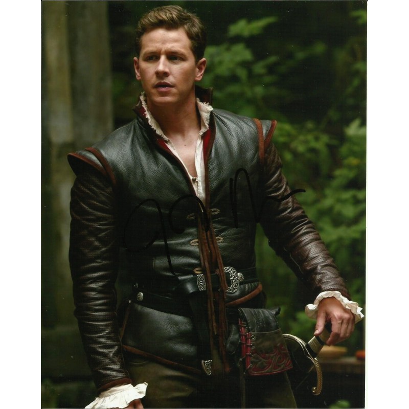 JOSH DALLAS SIGNED ONCE UPON A TIME 8X10 PHOTO (5)