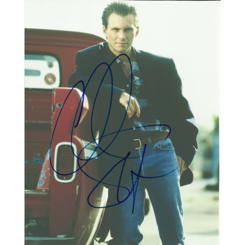 CHRISTIAN SLATER SIGNED COOL 8X10 PHOTO (2)