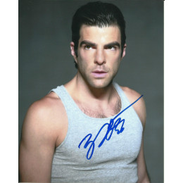 ZACHARY QUINTO SIGNED HEROES 8X10 PHOTO (5)