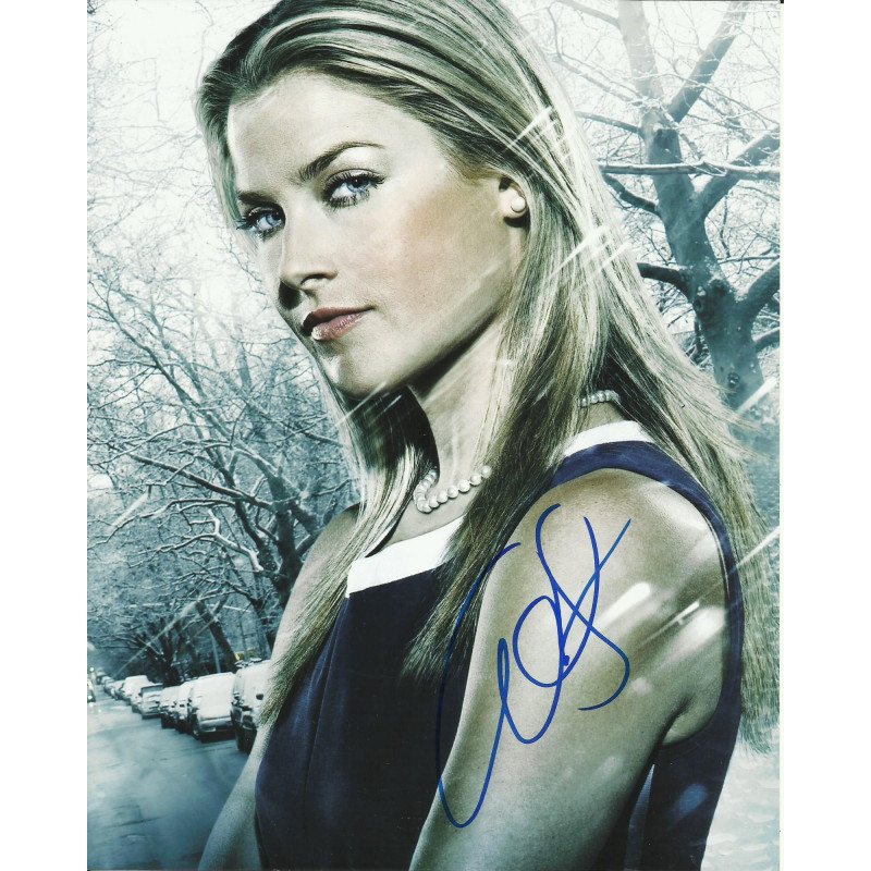 ALI LARTER SIGNED SEXY HEROES 10X8 PHOTO (4)