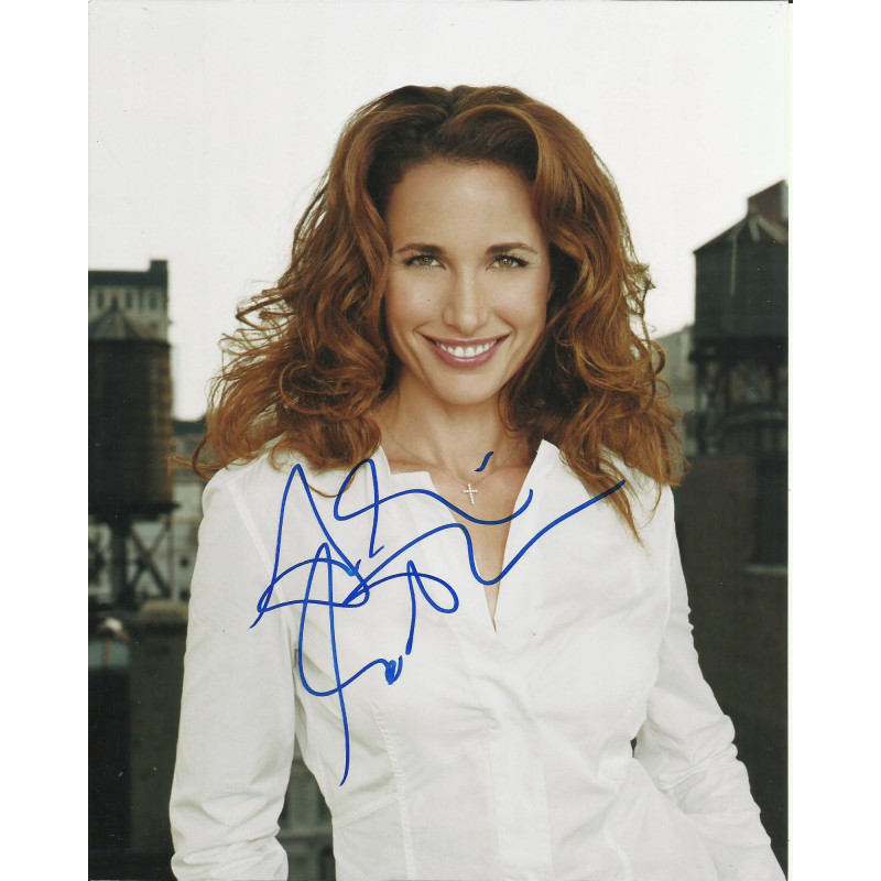 ANDIE MacDOWELL SIGNED SEXY 10X8 PHOTO (6)