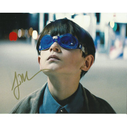 JAEDEN MARTELL SIGNED YOUNG 8X10 PHOTO (2)
