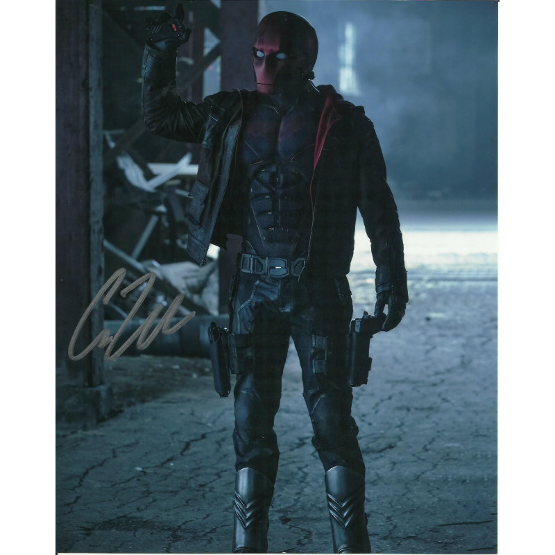 CURRAN WALTERS SIGNED TITANS 8X10 PHOTO (4)