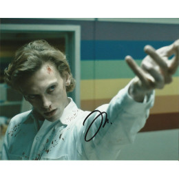 JAMIE CAMPBELL BOWER SIGNED STRANGER THINGS 8X10 PHOTO (2)