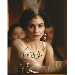 TUPPENCE MIDDLETON SIGNED WAR AND PEACE 10X8 PHOTO (2)